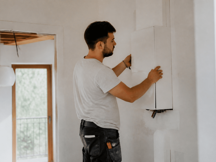 Comment installer une GTL en rénovation électrique ?